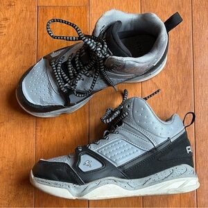 And1 Assist 6.0 Basketball Sneaker